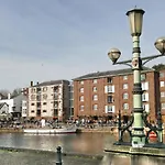 Half Price Offer - Exeter City Apartment