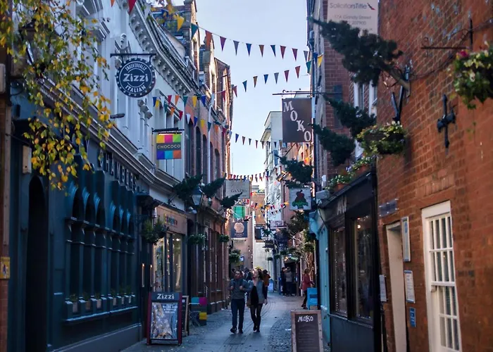 Half Price Offer - Exeter City Apartment